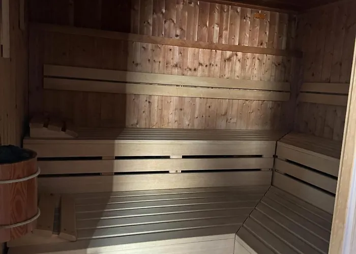 Castle Mit Wellness Appartement Goms