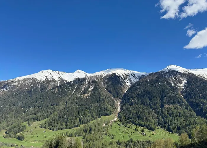 Castle Mit Wellness Appartement Goms