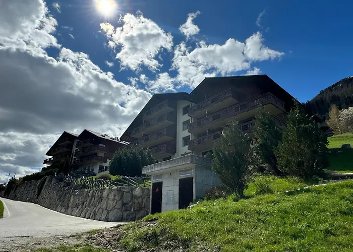 Castle Mit Wellness Goms