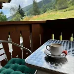 아파트 Castle Mit Wellness *